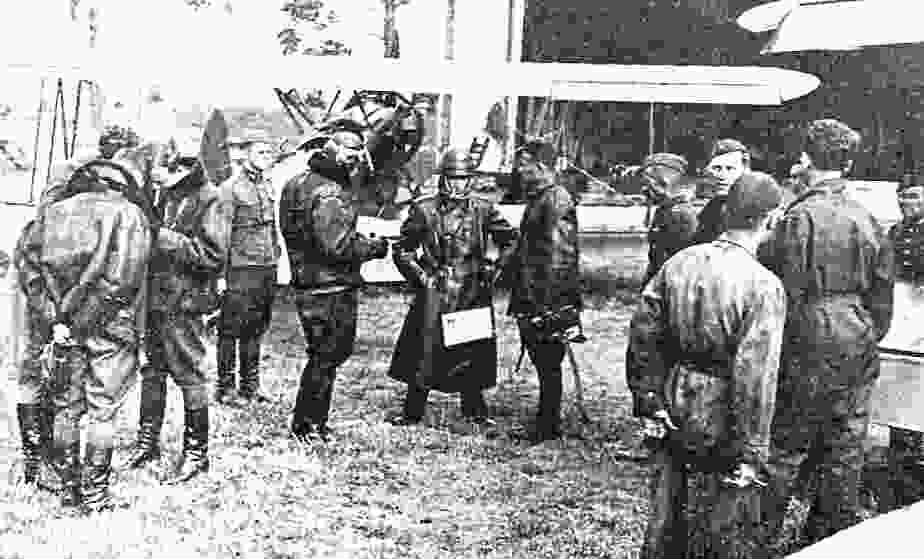 Lt.Col Basko with KOD2 at Daugavpils 